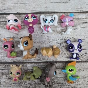 Lot Of 12 LPS Littlest Pet Shop Figures